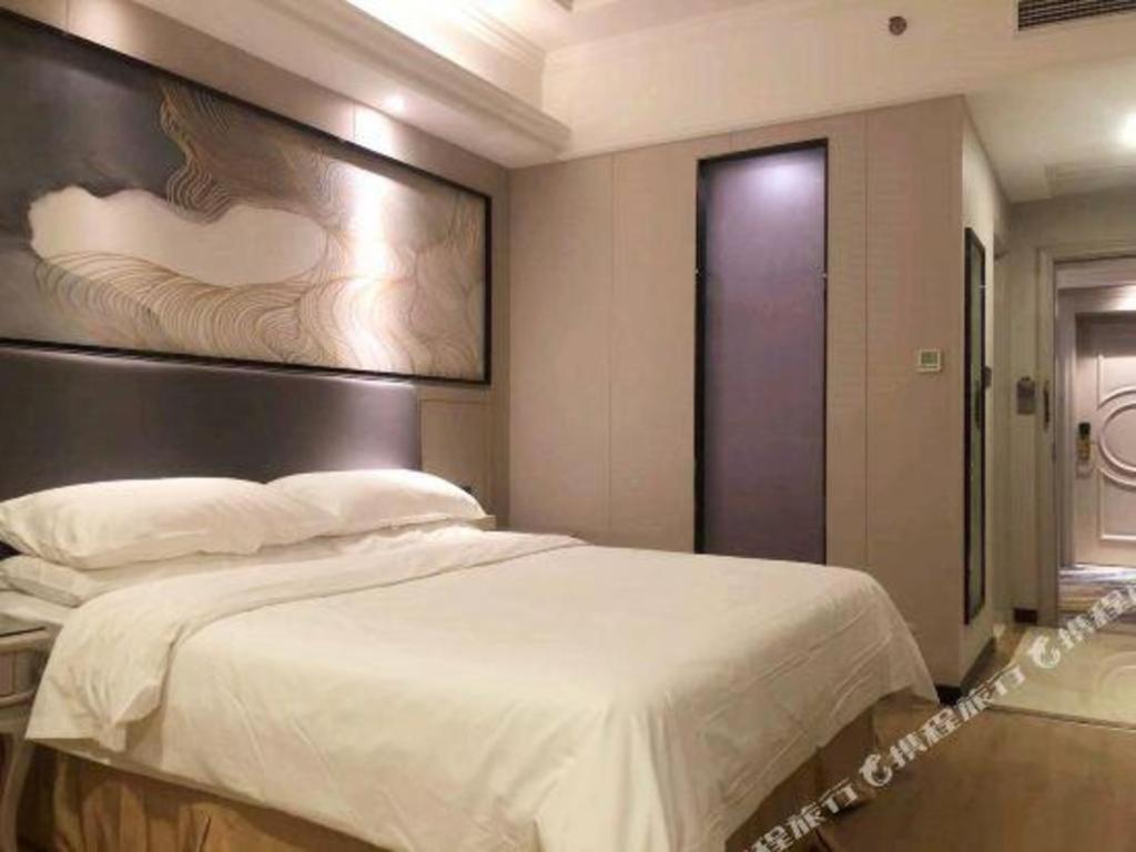 Vienna International Hotel Shanghai Pujiang Exterior photo