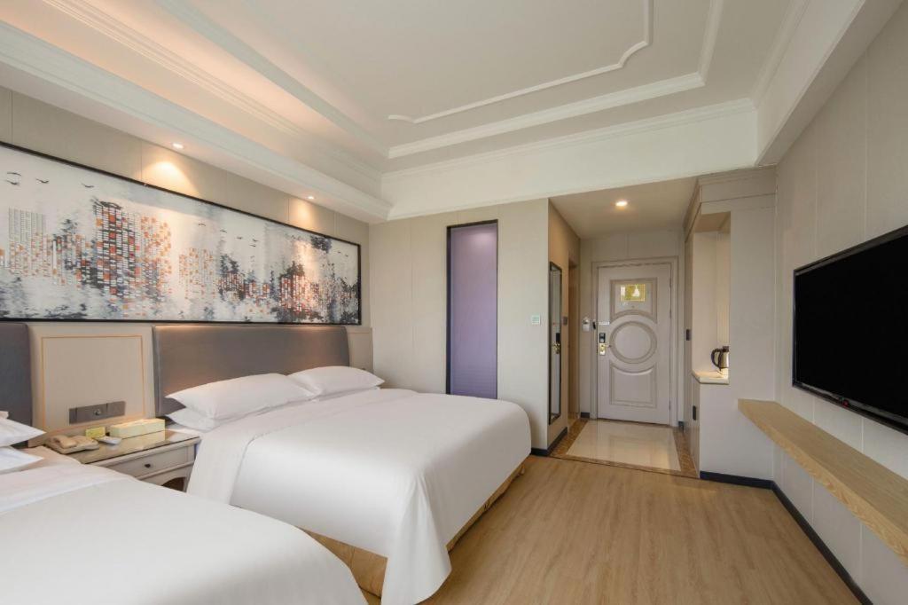 Vienna International Hotel Shanghai Pujiang Exterior photo